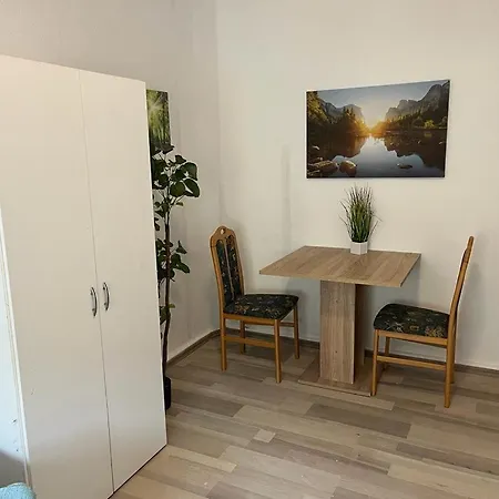 Gaestewohnung 2 Ogr In Der Naehe Zur Veltinsarena - Gaestewilli 2 Apartment Gelsenkirchen
