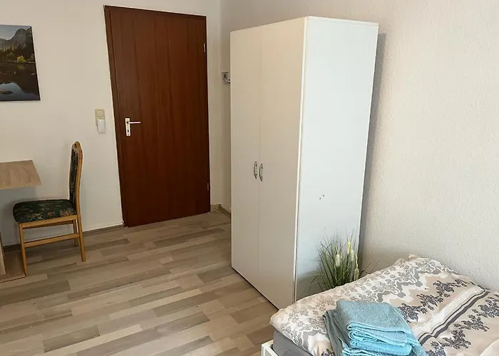 Gaestewohnung 2 Ogr In Der Naehe Zur Veltinsarena - Gaestewilli 2 شقة غيلسنكيرشن